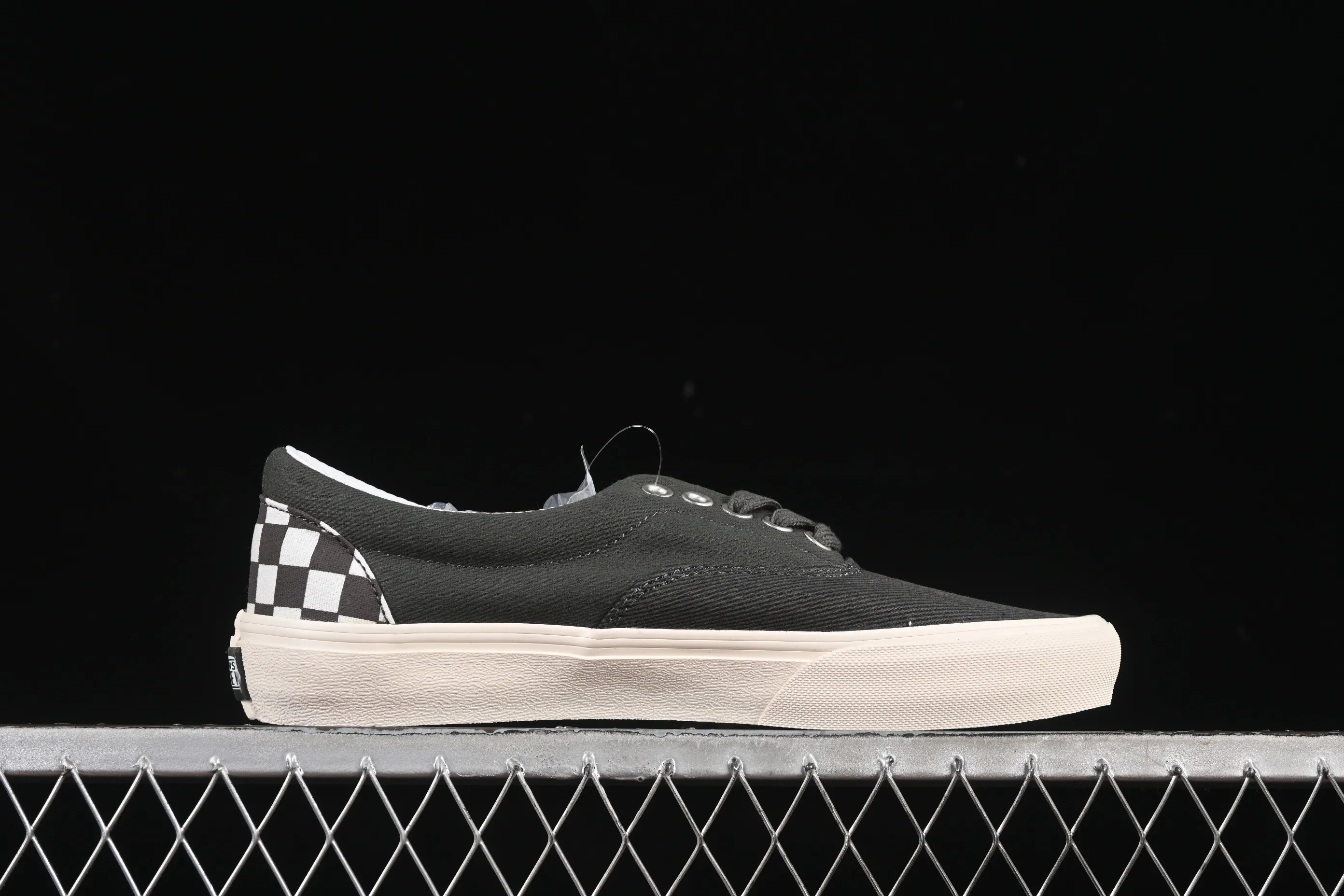 All categories Vans Vans series Vans Low Vans low-top Vainl Archive x Vans Era joint model Vans low-top casual sneakers VN000CQ6RUX